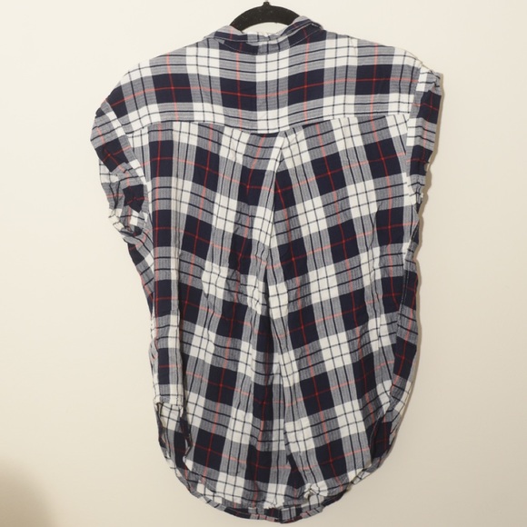 Red White and Blue Button Down by Jachs Girlfriend - Picture 2 of 2